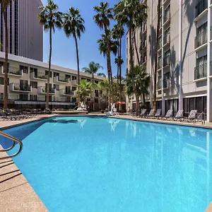 Hilton Garden Midtown Hotel